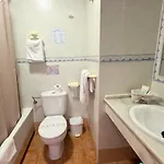Hotel Oasis Atalaya *