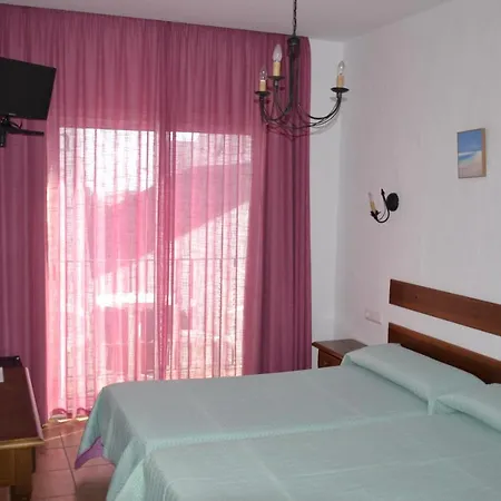 Oasis Atalaya Hotel *