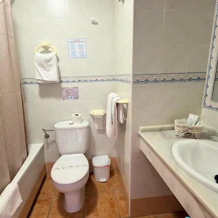 فندق Oasis Atalaya *