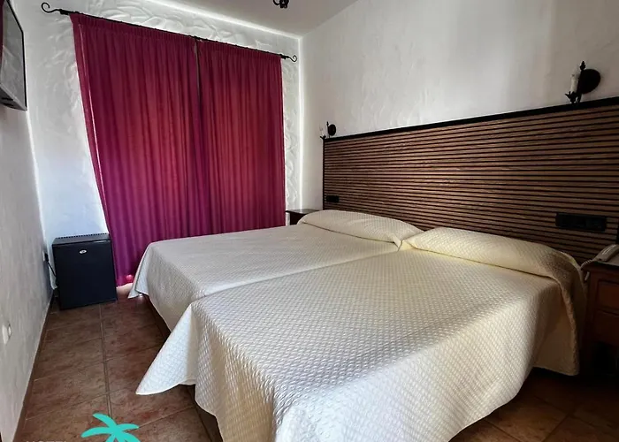 فندق Oasis Atalaya *