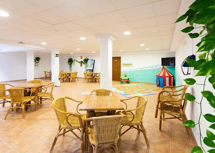 Oasis Atalaya Hotel Conil De La Frontera