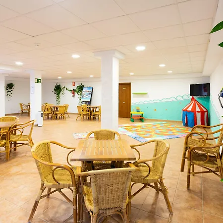 Oasis Atalaya מלון קוניל דה לה פרונטרה