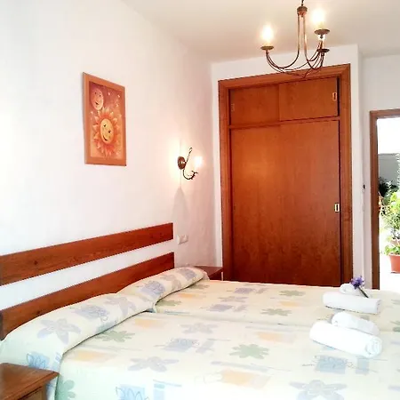 מלון Oasis Atalaya